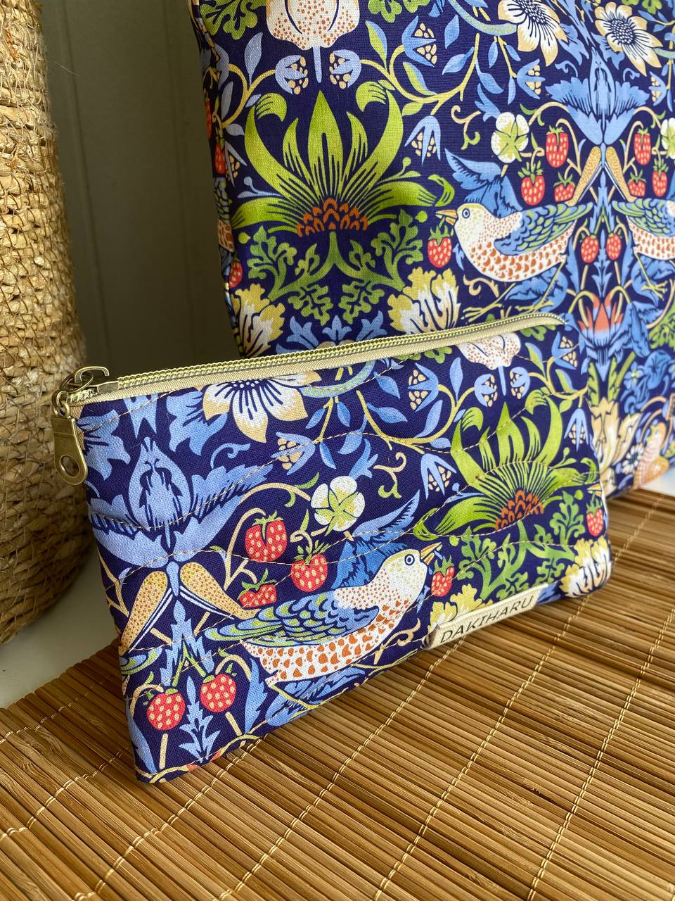SET, TORBA I NESESER - STRAWBERRY THIEF