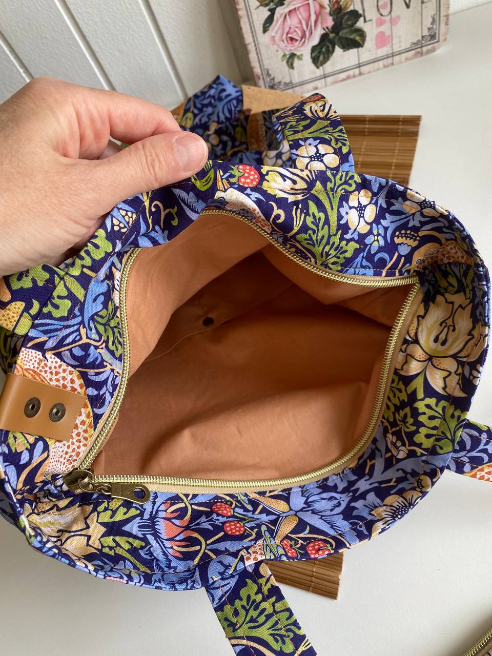 SET, TORBA I NESESER - STRAWBERRY THIEF