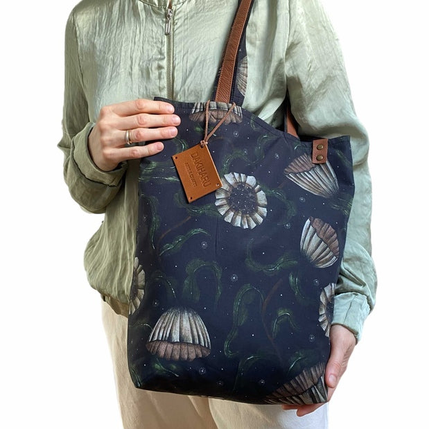 NIGHT FLOWERS, BEIGE - TOTE BAG